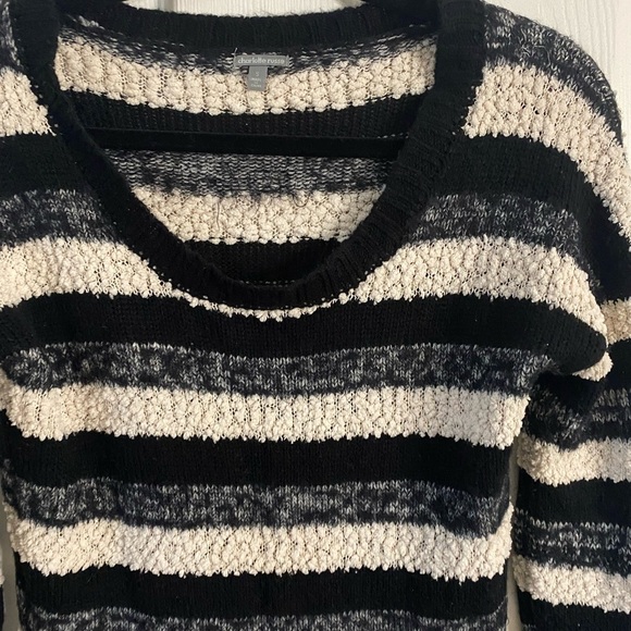 Charlotte Russe Cozy Scoop Neck Sweater Size Small - Picture 2 of 3